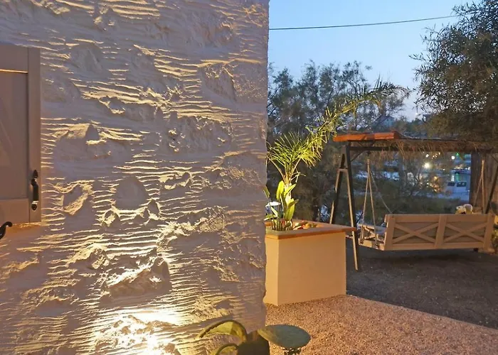 Maistrali Ostria * Parakopí