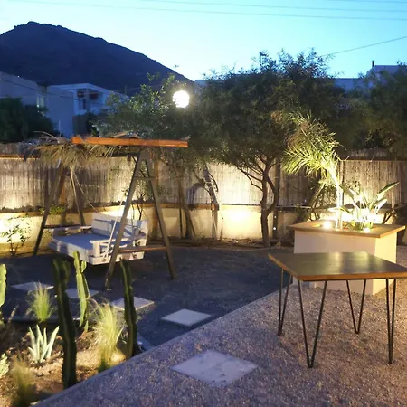 Maistrali Ostria Apartament Parakopí